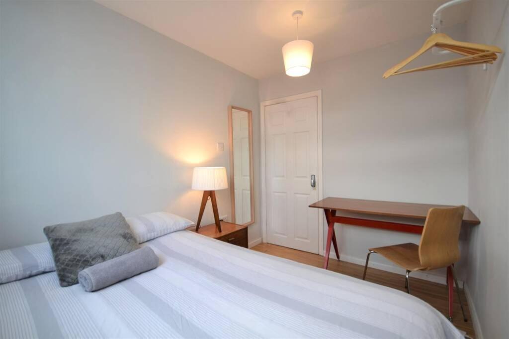 Stylish Budget 4 Bedroom Flat In Brick Lane Лондон Екстер'єр фото